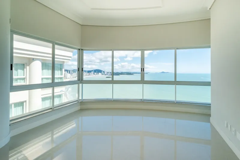 Renaissance - Cobertura Plana Com 3 Suítes e 4 Vagas